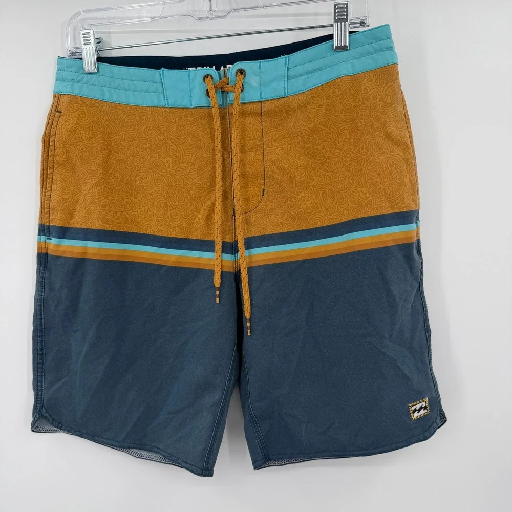 Billabong Lo Tides Fifty50 Board Shorts Mens 30 Blue Yellow Paisley Swim Trunks